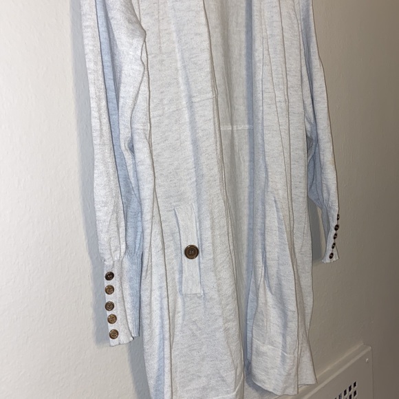 🍁2/$20🍁 Eleven Eleven White or off white Long cardigan size Large - Picture 2 of 6